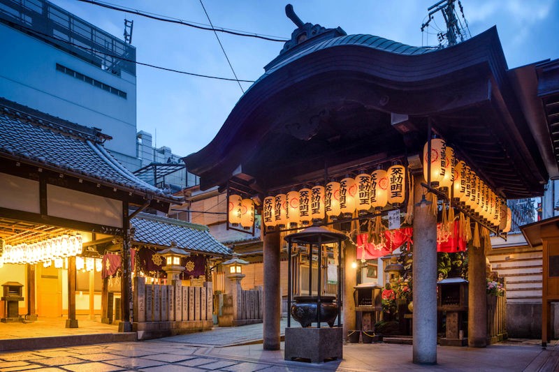 Dotonbori: Thiên đường ẩm thực đường phố!