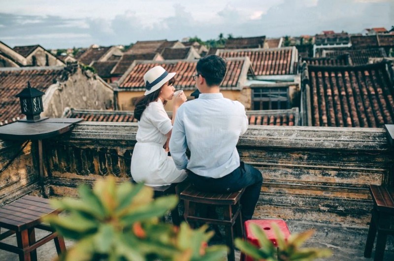 Hội An trọn tầm mắt từ quán cà phê rooftop.