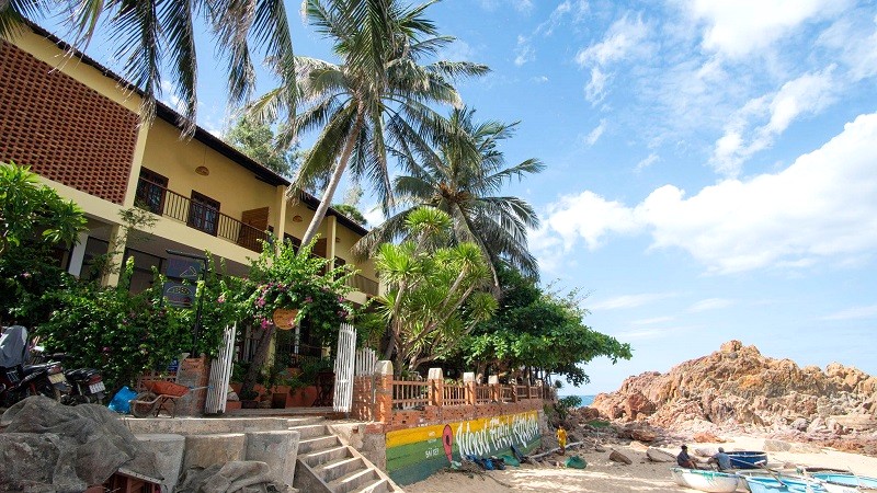 Haven Vietnam Homestay: Biển, nắng, thư giãn ngay hiên nhà.