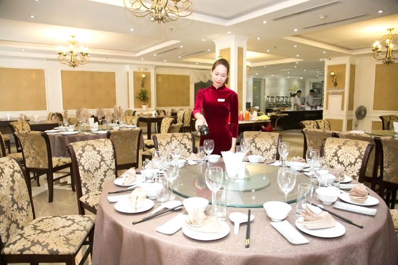 City Bay Palace - Khách sạn 3 sao Hạ Long hàng đầu với dịch vụ cao cấp, là lựa chọn lý tưởng cho kỳ nghỉ của bạn.