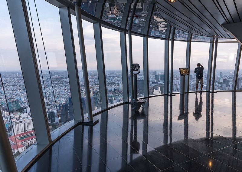 Saigon Skydeck: Toàn cảnh thành phố từ trên cao.