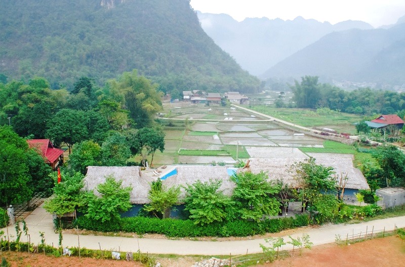 Mai Châu Sky Resort: Toàn cảnh thung lũng.