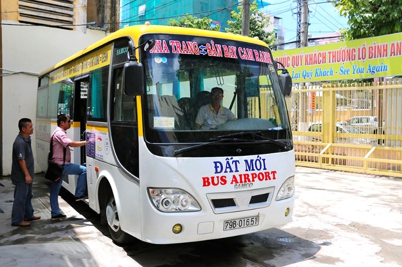 Bus Đất Mới: 4h30 sáng, các ngày trong tuần.