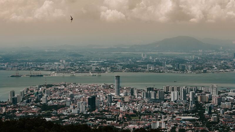 Penang là thành phố lớn thứ hai của Malaysia.