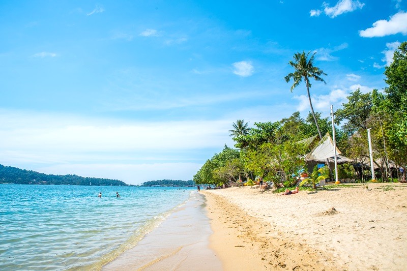 Koh Chang, Thái Lan, hay còn gọi là Đảo Voi, nổi tiếng với những bãi biển đẹp như tranh vẽ.