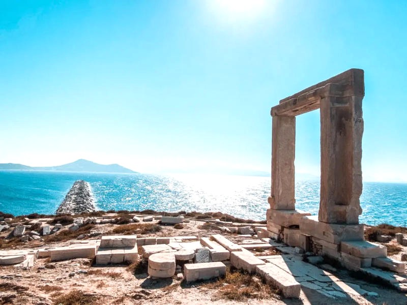 Naxos: Bình minh, hoàng hôn tuyệt mỹ.