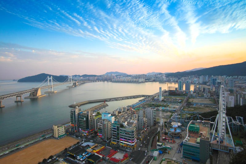 Busan: Nét chấm phá rực rỡ cho tuổi trẻ bạn!