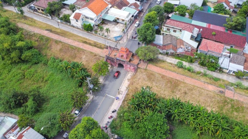 Cổng Đông, thành cổ Diên Khánh