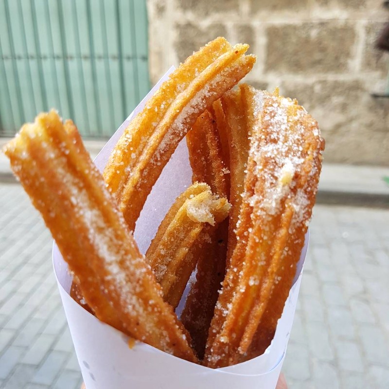 Churros Cuba: Món ngon đường phố