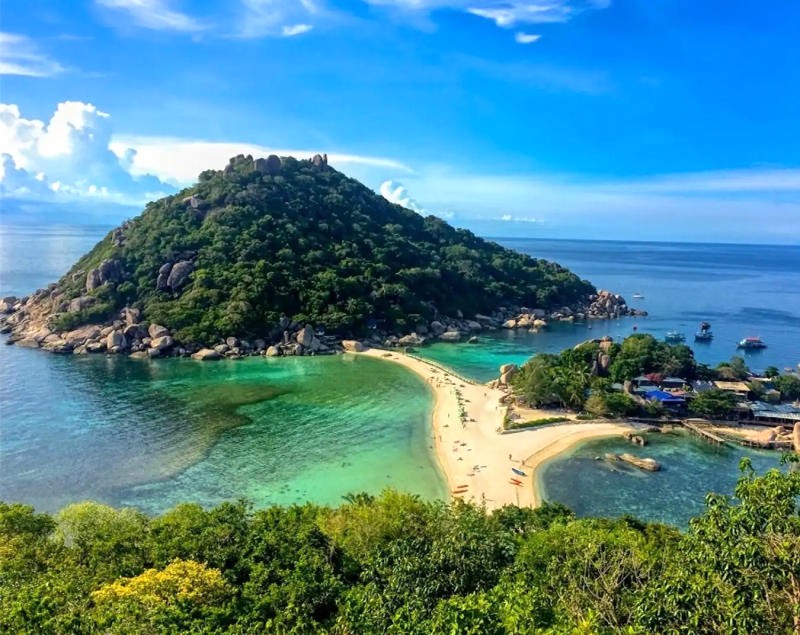 Koh Phangan: Nét đẹp thơ mộng, hùng vĩ từ thiên nhiên.