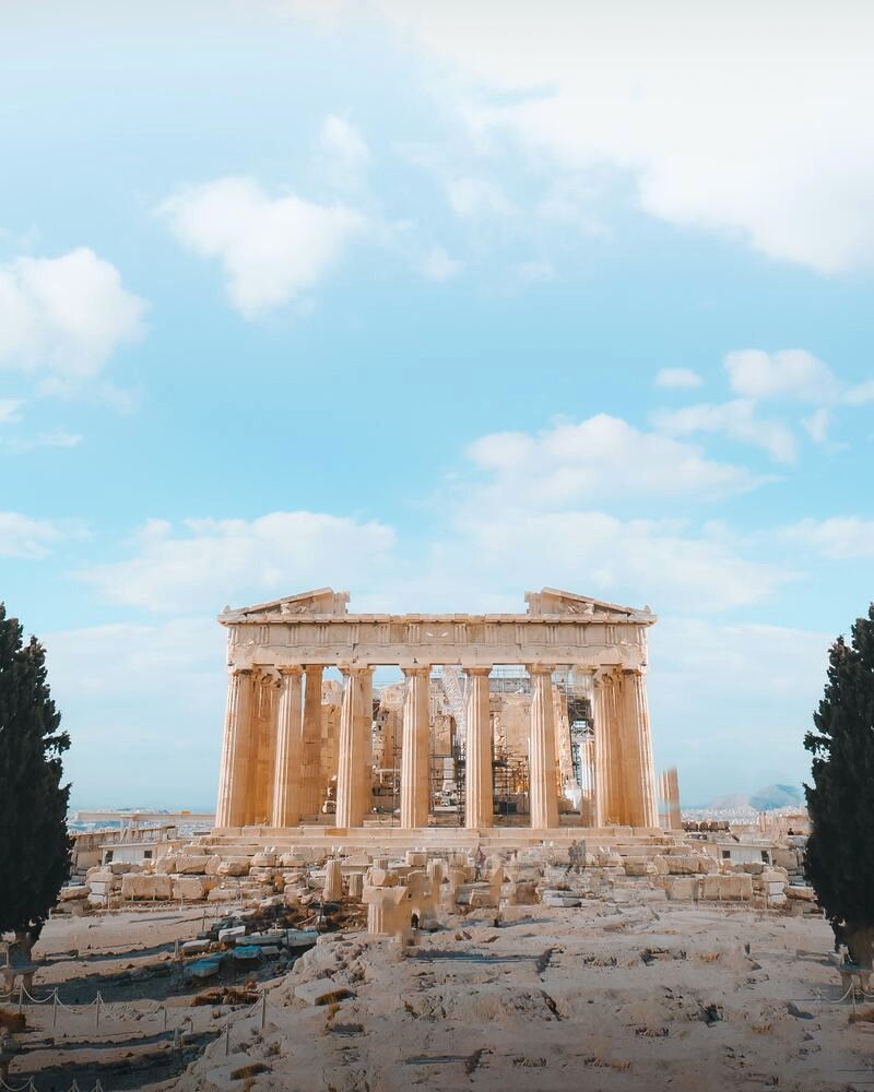 Parthenon: Đền thờ nữ thần Athena.