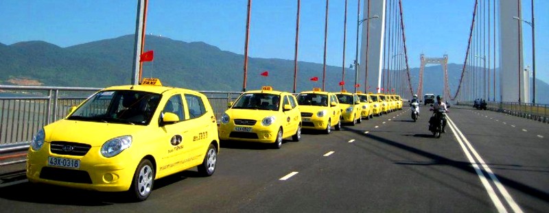 Di chuyển an toàn đến Bà Nà Hills bằng taxi.