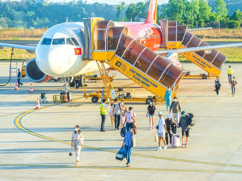 Máy bay hạ cánh an toàn tại Pleiku.