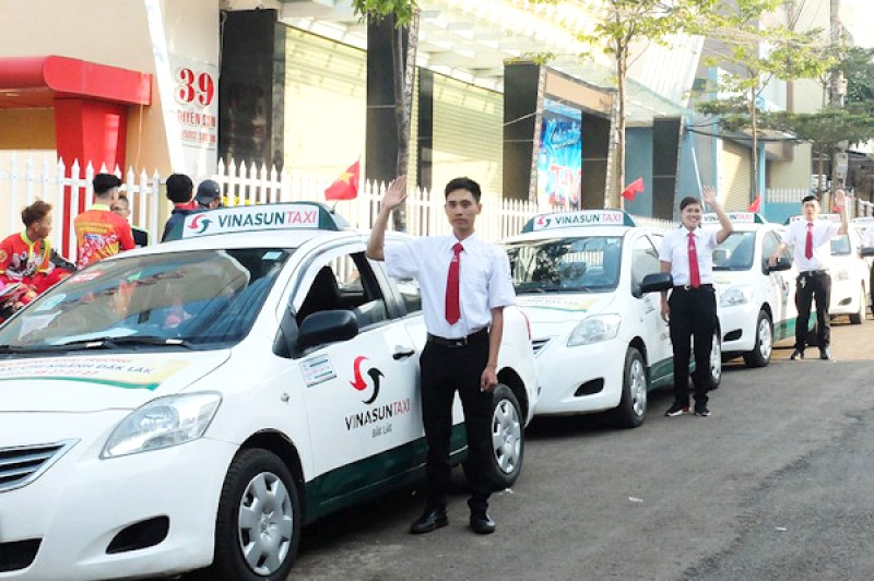 Taxi Vinasun nổi tiếng cả nước, không chỉ ở Long Xuyên.