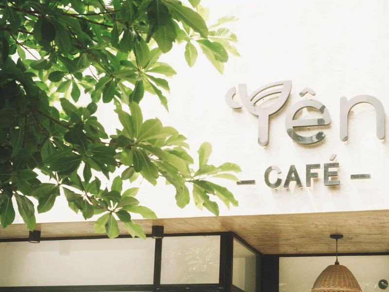 Yên Cafe: Góc yên bình, ấm áp.