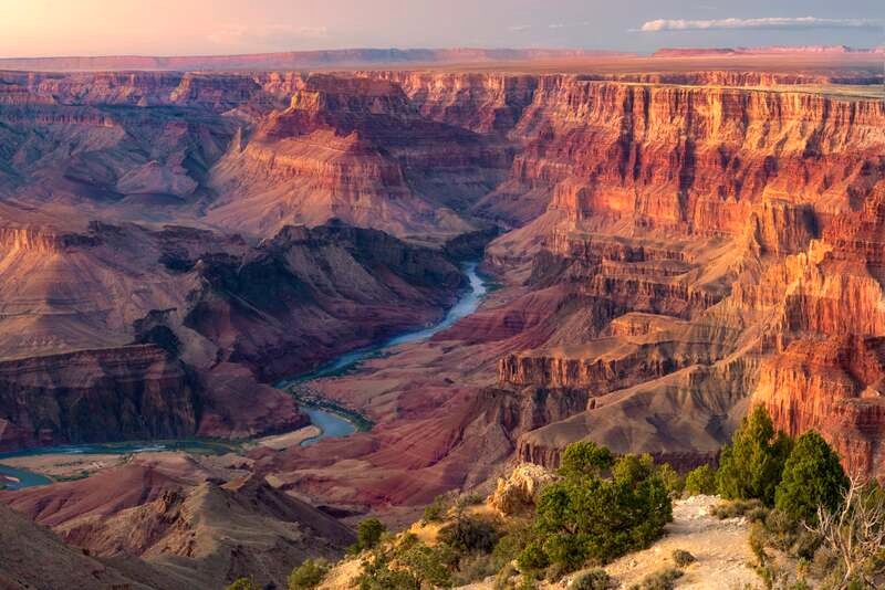 Vườn Quốc gia Grand Canyon đẹp nhất từ tháng 3-5 và tháng 9.