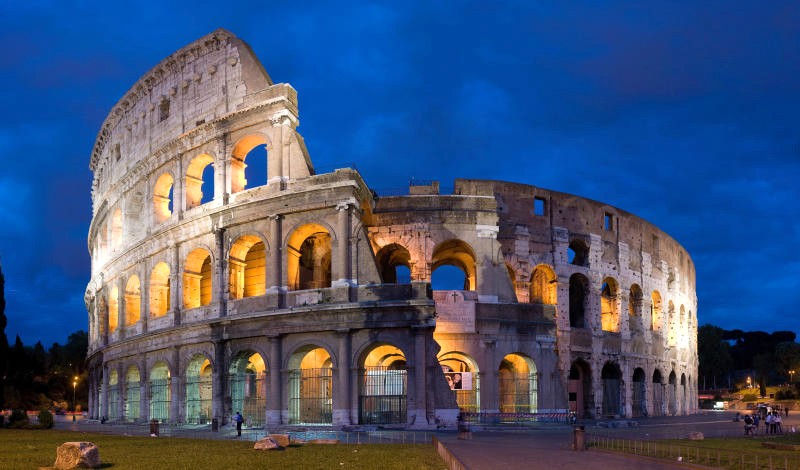 Colosseum: Kiệt tác kiến trúc lịch sử La Mã.