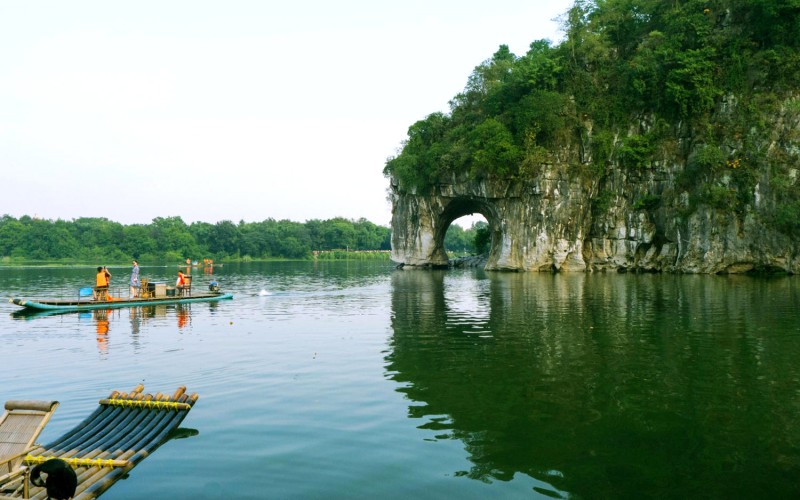 Núi Voi: Danh thắng thiên nhiên tuyệt đẹp.