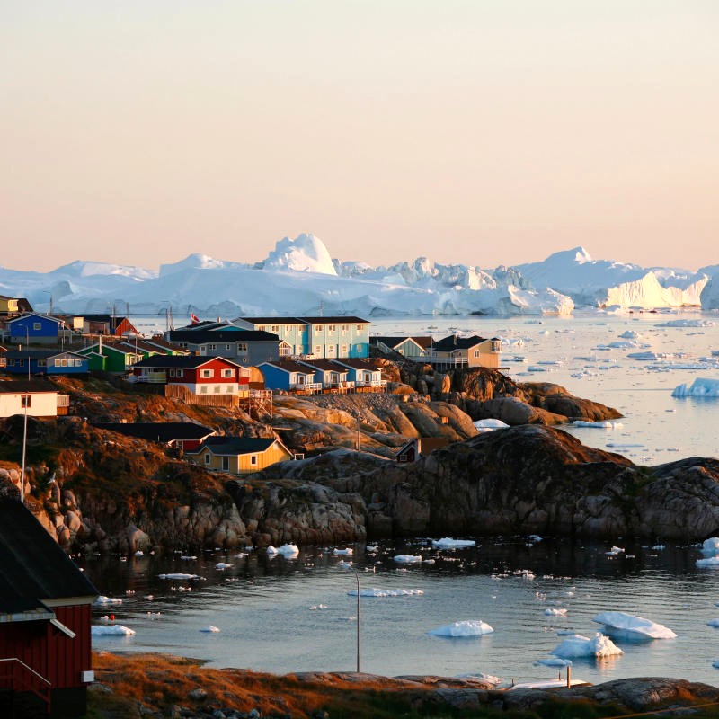 Greenland: Điểm đến lý tưởng cho du lịch quanh năm.