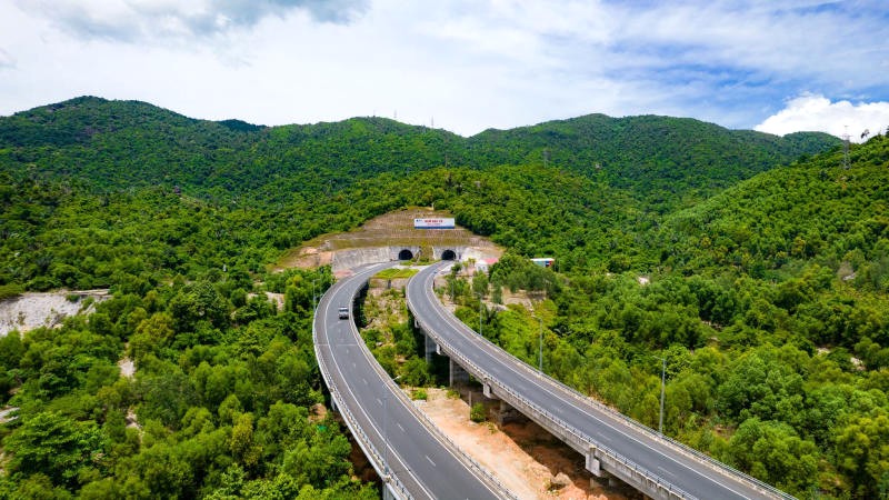 Thiên nhiên nơi đây đẹp mê hồn từ mọi góc nhìn.