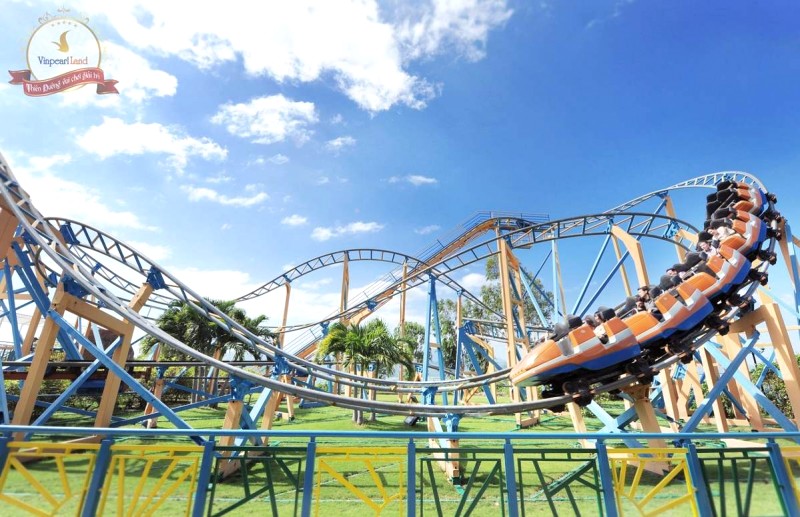 Alpine Coaster: Thử thách tốc độ tại VinWonder Nha Trang.