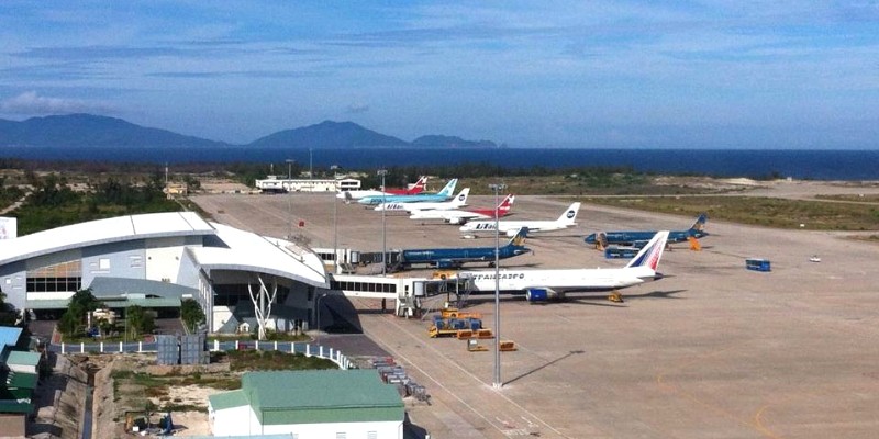 Sân đỗ máy bay Cam Ranh