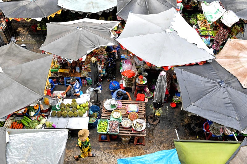 Chợ nhà giàu, nhưng giá cả phải chăng.