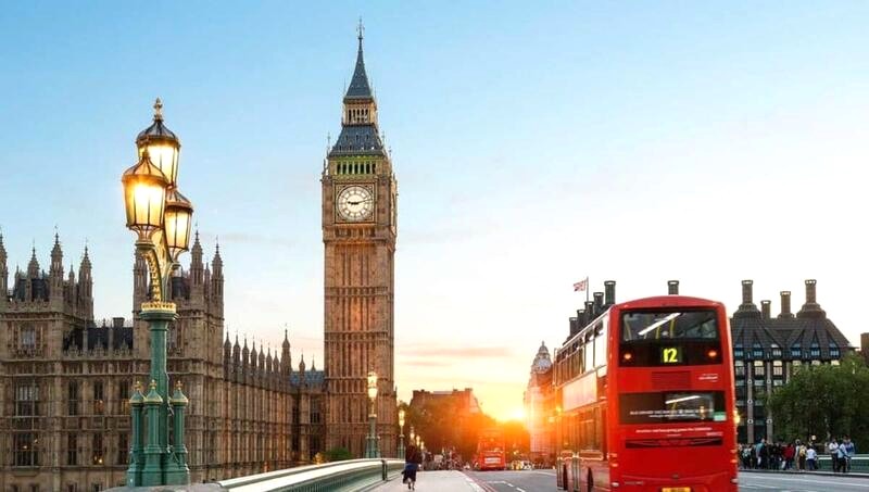 Từ trung tâm London, bạn có nhiều cách để đến Big Ben.