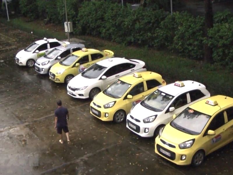 Taxi Thiên Ân: Xe hiện đại, mới mẻ