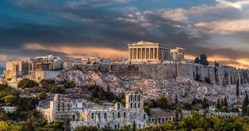 Tham quan Đền Parthenon quanh năm.