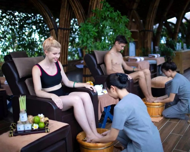 Thư giãn spa ngoài trời tuyệt vời!