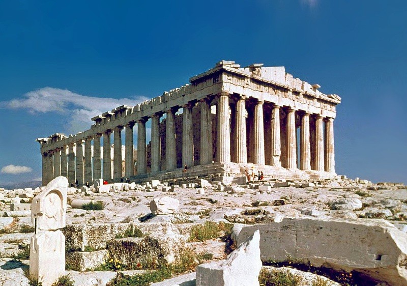 Dù không phải là ngôi đền lớn nhất, Parthenon vẫn là điểm thu hút ấn tượng nhất ở Hy Lạp.