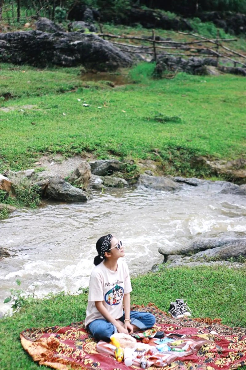 Picnic bên suối thơ mộng, trải nghiệm khó quên!