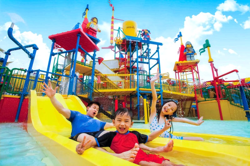 Giải tỏa căng thẳng tại Legoland Water Park!