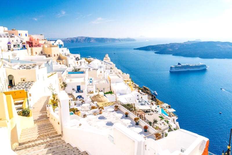 Santorini: Thiên đường nghỉ dưỡng ở Hy Lạp.