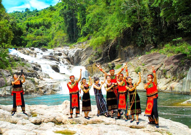 Khám phá thác Yang Bay Nha Trang: Kinh nghiệm đầy đủ.