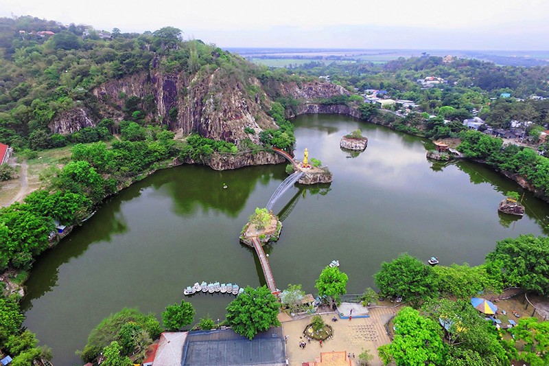 An Giang: Khám phá núi Sập!