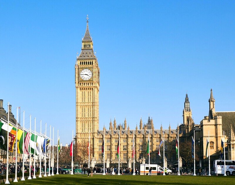 Big Ben là điểm đến thu hút du khách mọi thời điểm.