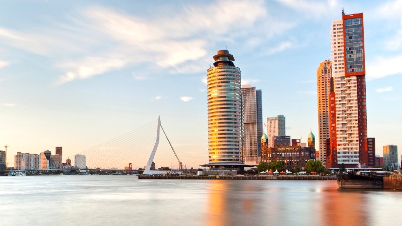 Kiến trúc hiện đại hút hồn du khách đến Rotterdam.