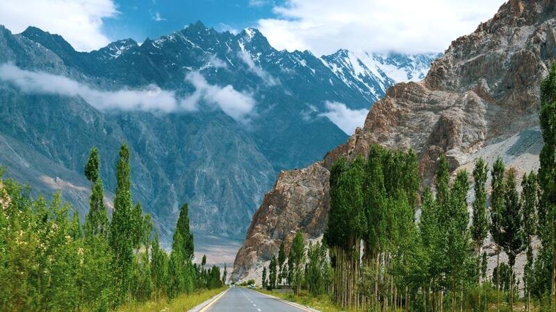 Thung lũng Hunza, Pakistan, mê hoặc du khách với vẻ đẹp như tranh vẽ và khung cảnh thơ mộng, hữu tình.