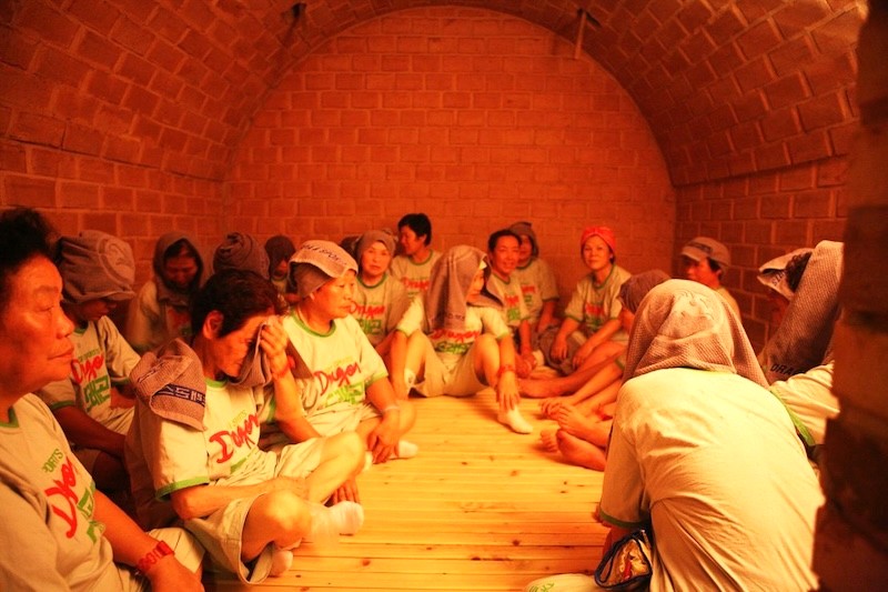 Jimjibang: Sauna công cộng phổ biến ở Hàn Quốc.