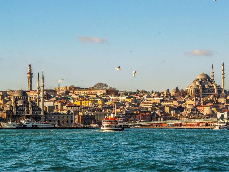 Istanbul: Nơi văn hóa Đông Tây hòa quyện, tạo nên những công trình đồ sộ. (Ảnh: Engin Yapici)