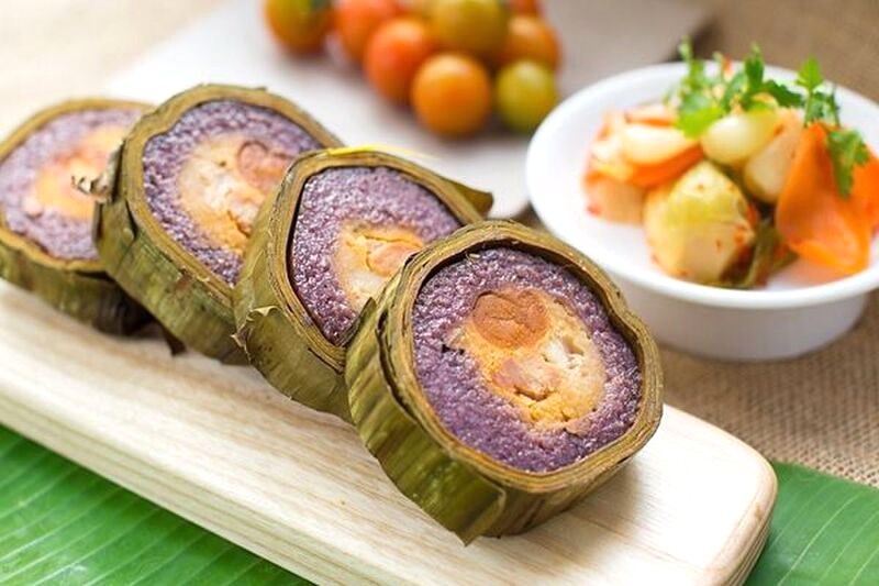 Bánh tét Trà Cuôn nức tiếng.