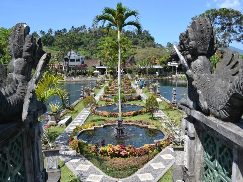 Tirta Gangga, cung điện nước ở đông Bali. (Ảnh: liliia iarullina)