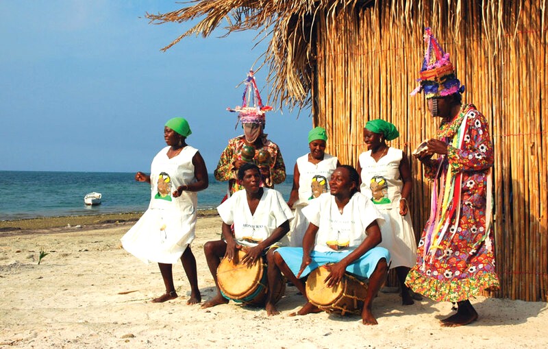 Trống là bạn đồng hành của người Garifuna.