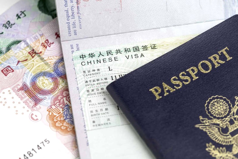 Du lịch Lhasa cần visa Trung Quốc và giấy phép Tây Tạng.