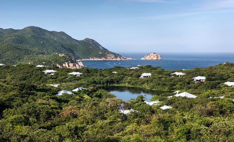 Biệt thự Lake Pavilion ven hồ.