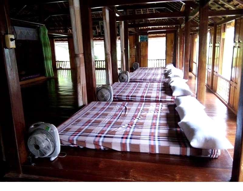 Homestay Bản Châng rộng rãi.