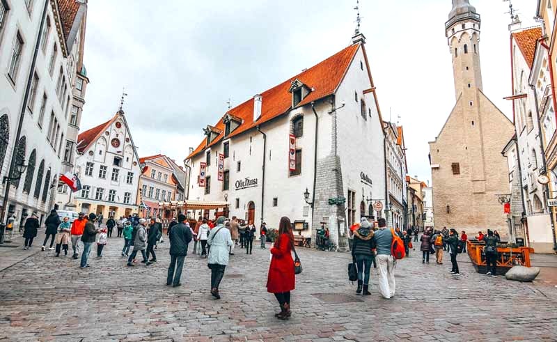 Tallinn cổ kính, trầm lắng, mê hoặc lòng du khách.