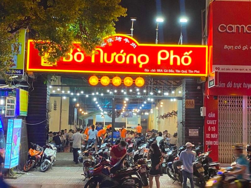 Nhà hàng chuyên món bò hảo hạng, đa dạng phong cách.